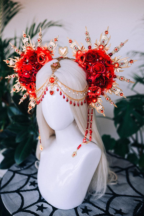 Queen of Hearts Alice in Wonderland, Halloween Costume, Red halo crown, Carnival costume, Mardi Gras, Cosplay, Halloween, Red flower crown