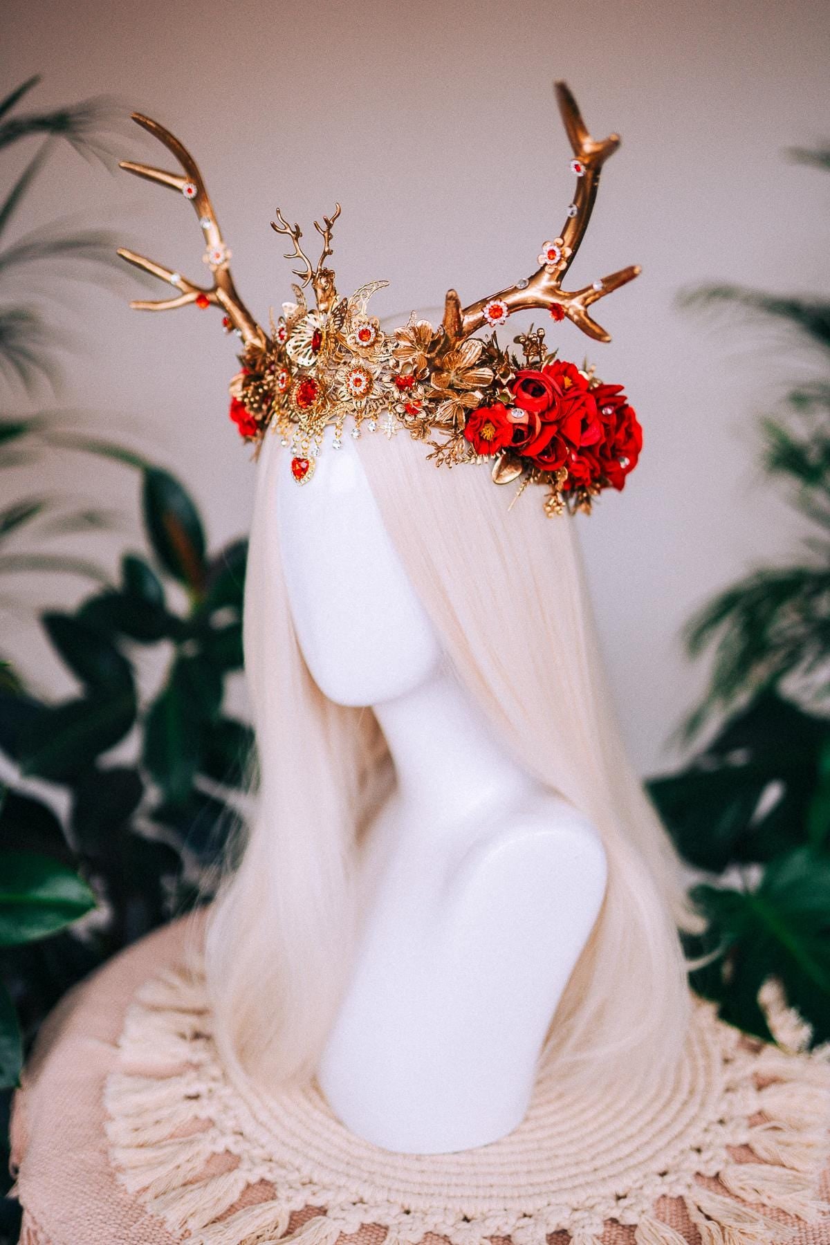 Red deer flower crown, Flower crown with antlers, Gold boho crown, Deer costume Halloween, Reindeer crown, Fairy crown, Elf tiara