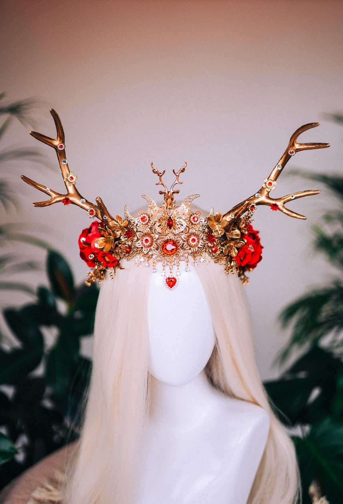 Red deer flower crown, Flower crown with antlers, Gold boho crown, Deer costume Halloween, Reindeer crown, Fairy crown, Elf tiara