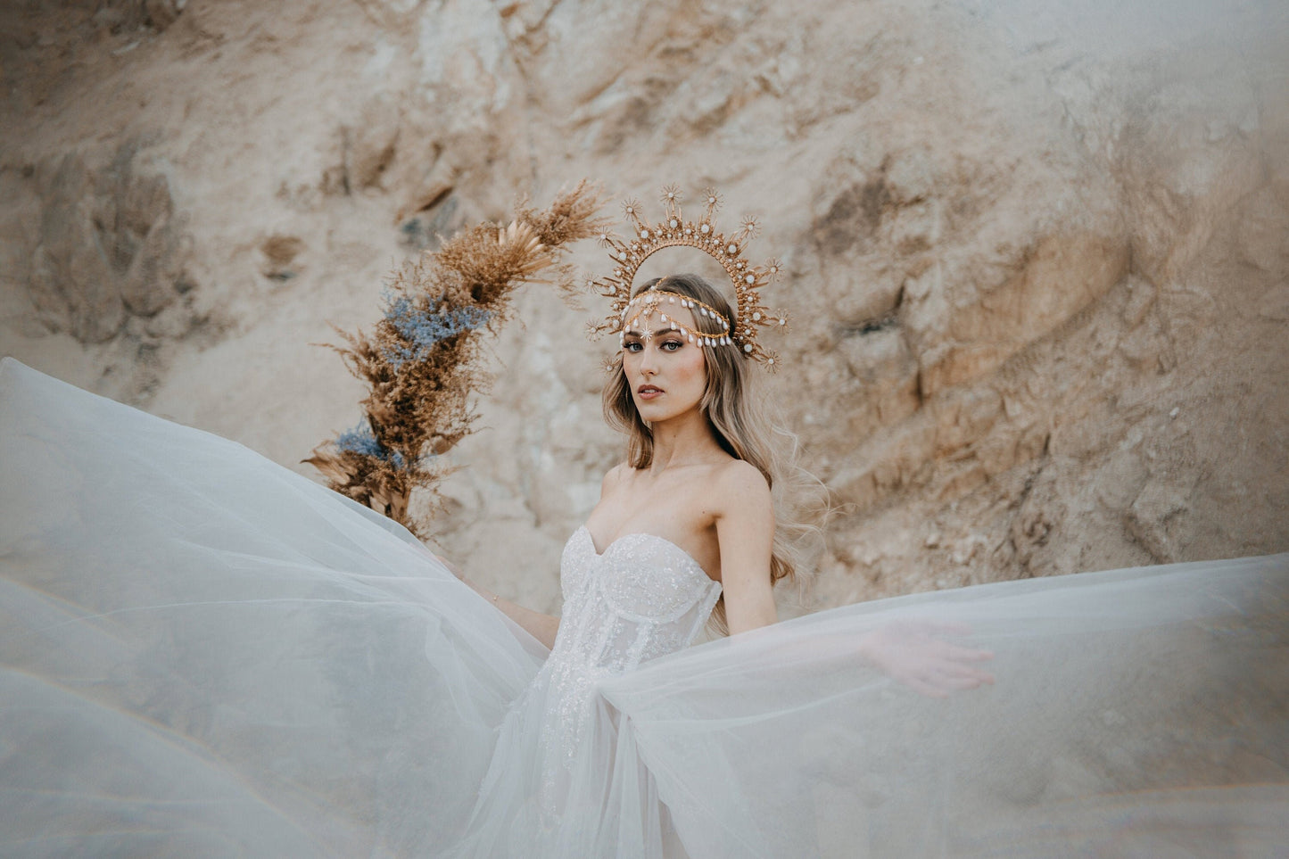 Gold halo crown, Dandelion flower crown, Flower crown, Gold crown, Wedding headpiece, Bridal crown, Burning man, Festival headband