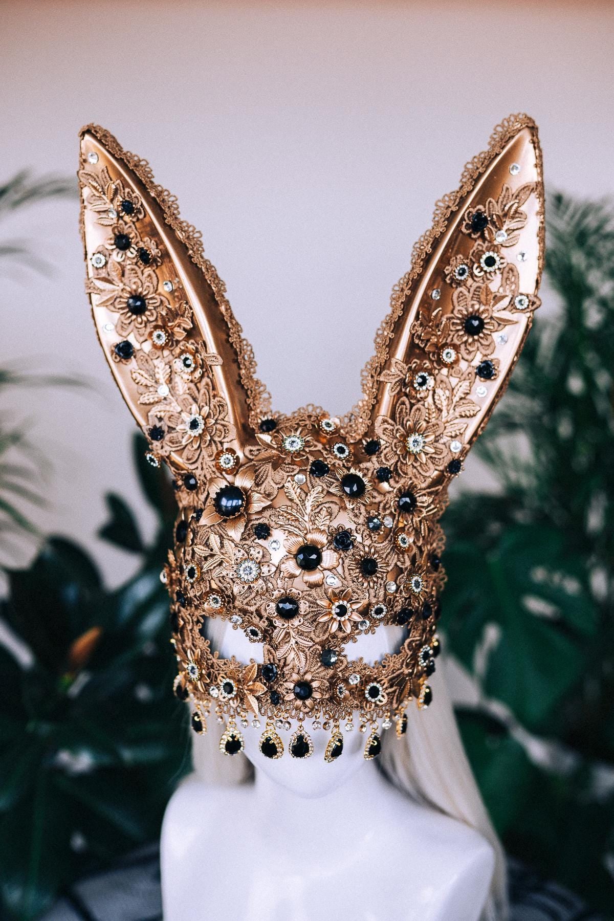 Gold bunny mask, Halloween Costume, Rabbit costume, Play boy, Mask, Masque, Carnival, Mardi gras, Cosplay, Halloween, Burning man