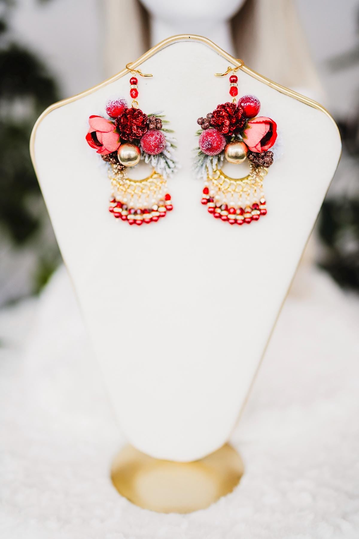 Red Christmas party earrings, Winter photo pops, Romantic flower earrings, Flower earrings, Wedding jewelry, Bridal earrings, Winter photo