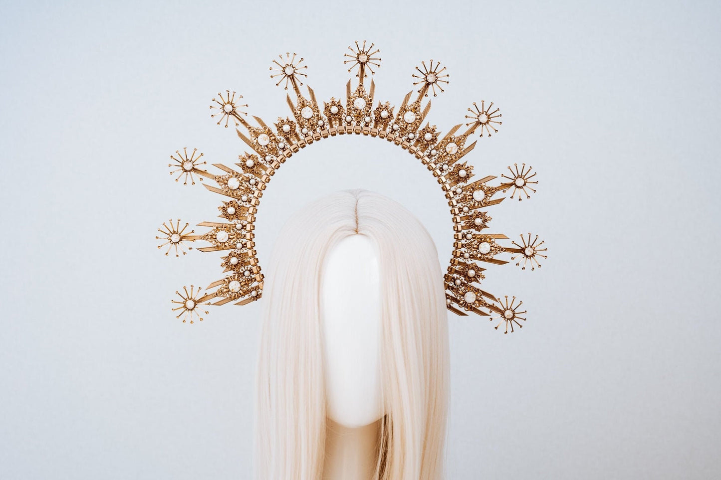 Gold Halo crown, Halo Headband, Halo headpiece, Wedding crown, Festival headpiece, Met Gala Crown, Sunburst Crown, Mary Crown, Boho Wedding