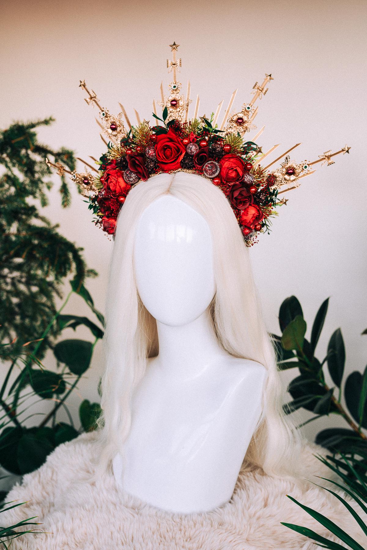 Red Christmas headband, Christmas flower crown, Flower halo crown, Merry Christmas, Gold halo crown, Christmas headpiece, Christmas crown