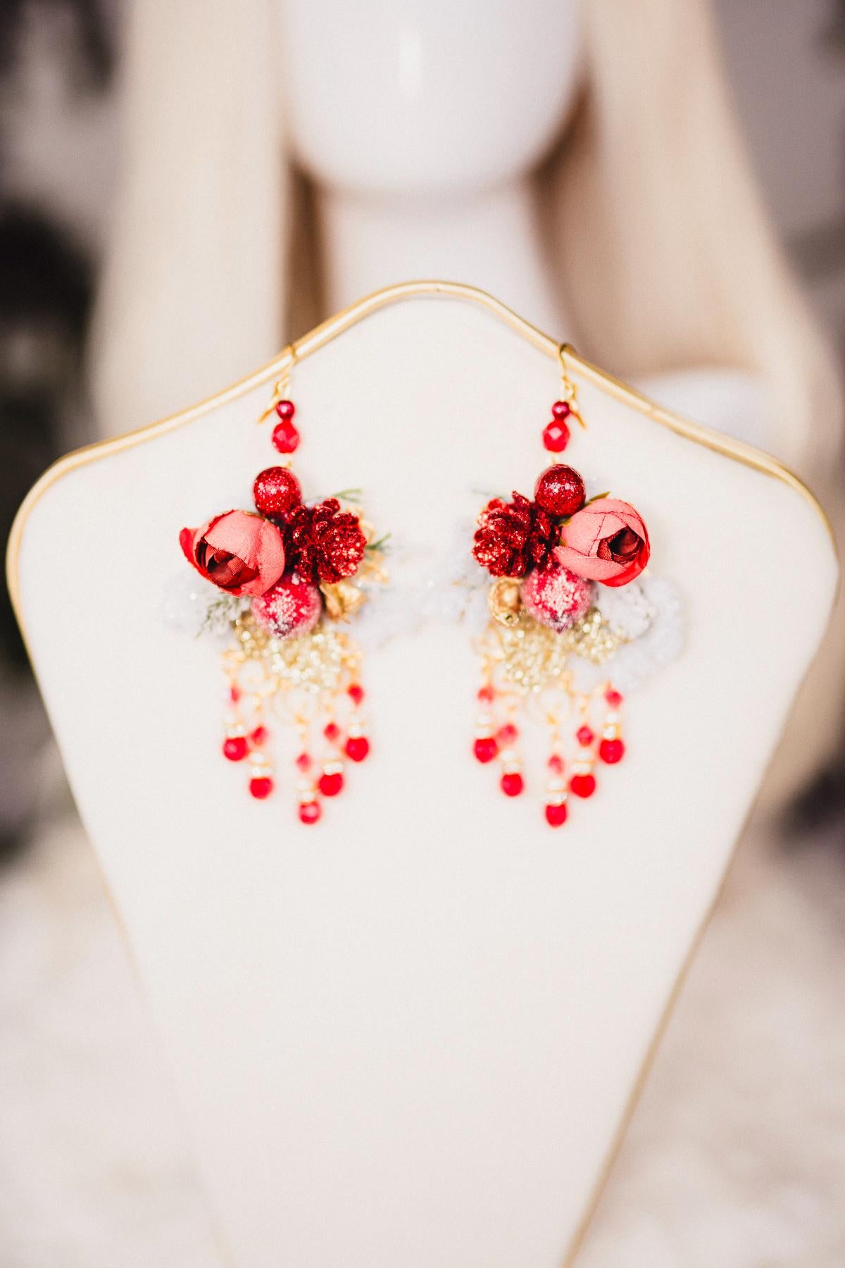 Red Christmas party earrings, Winter photo pops, Romantic flower earrings, Flower earrings, Wedding jewelry, Bridal earrings, Winter photo