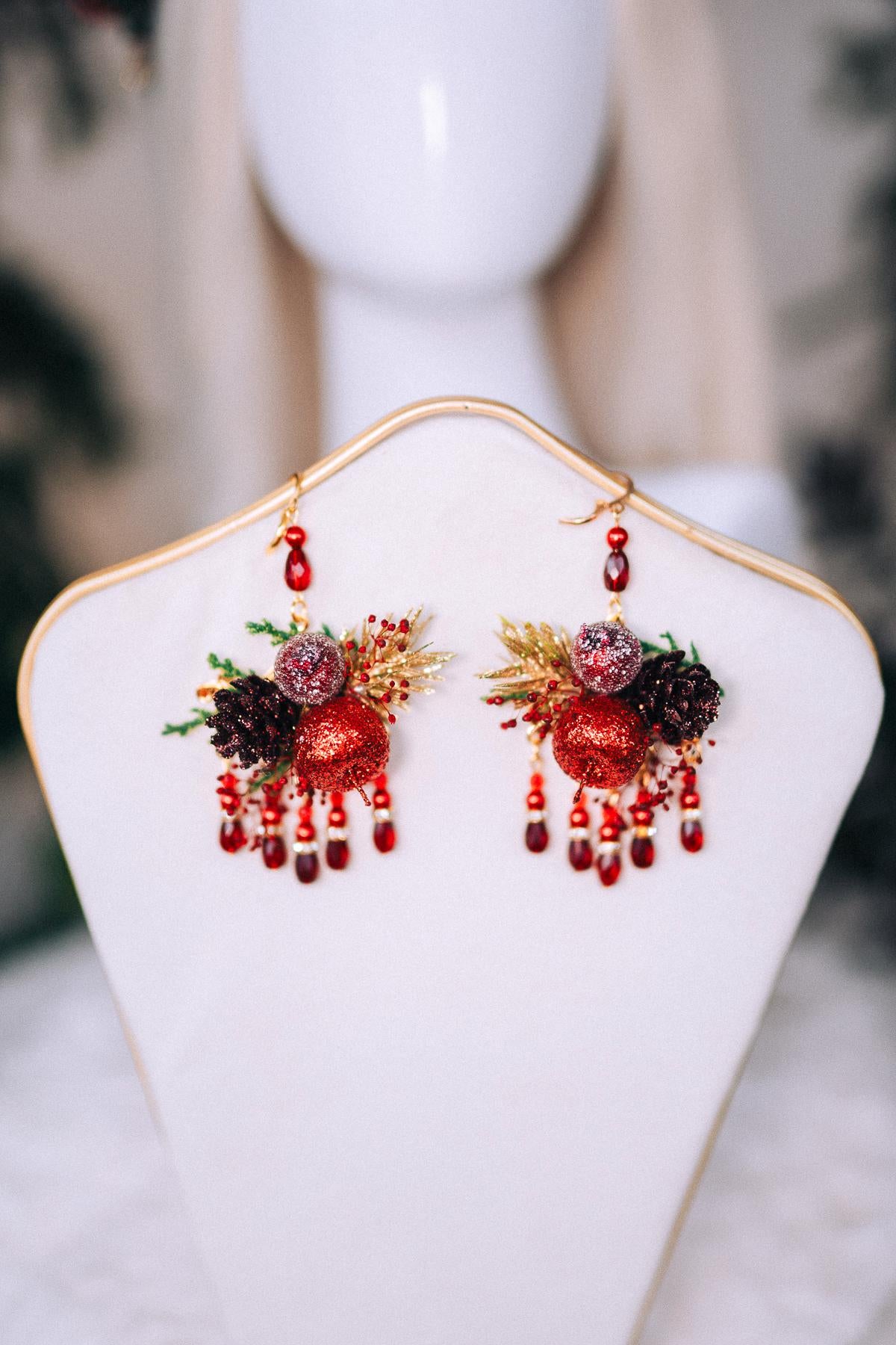 Burgundy winter flower earrings, Winter wedding, Burgundy flower earrings, Flower earrings, Bridal earrings, Winter wedding flower crown