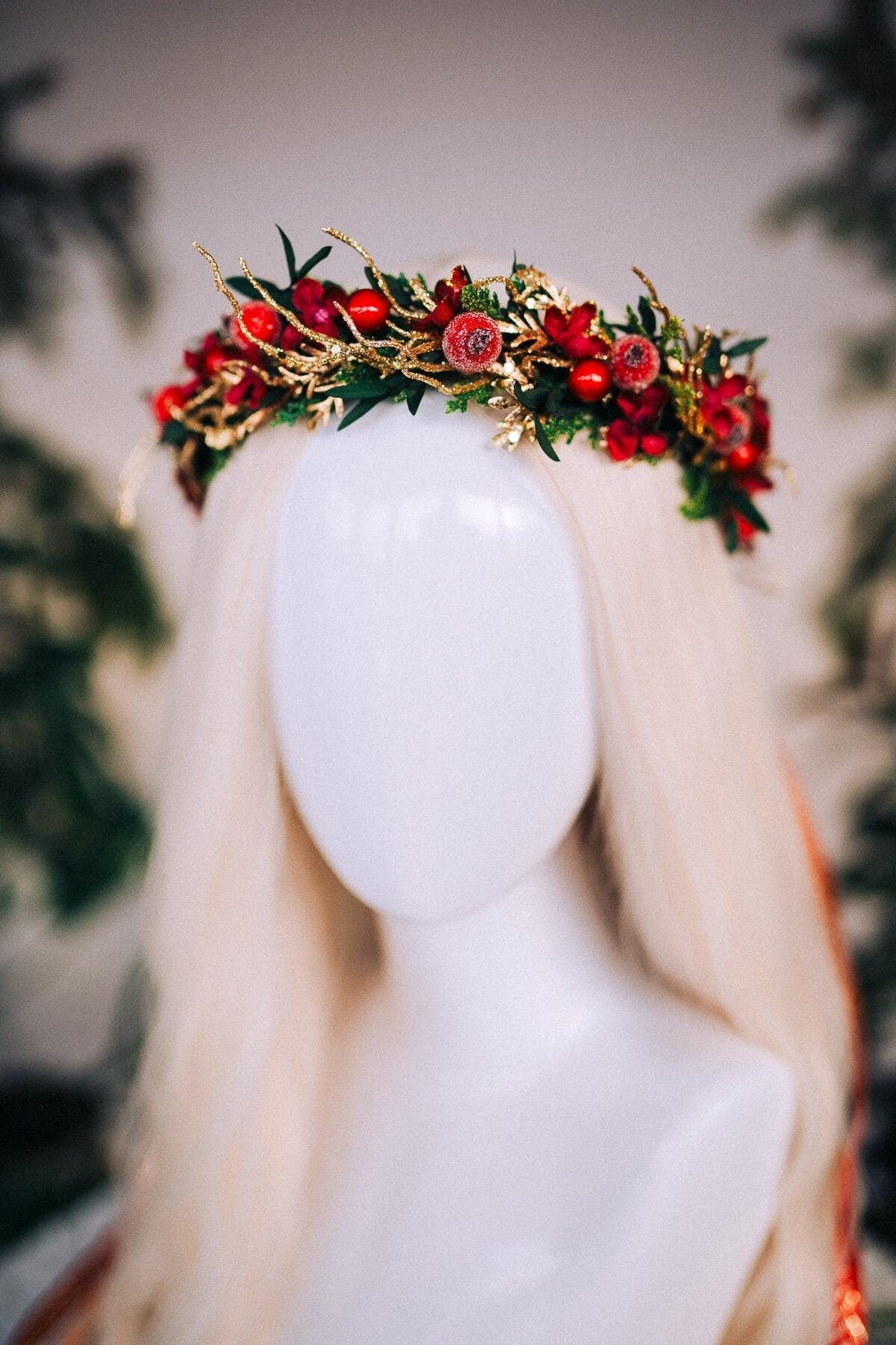 Christmas flower crown, Christmas hair wreath, Christmas wreath, Christmas party, Christmas outfit, Flower headband, Christmas headband