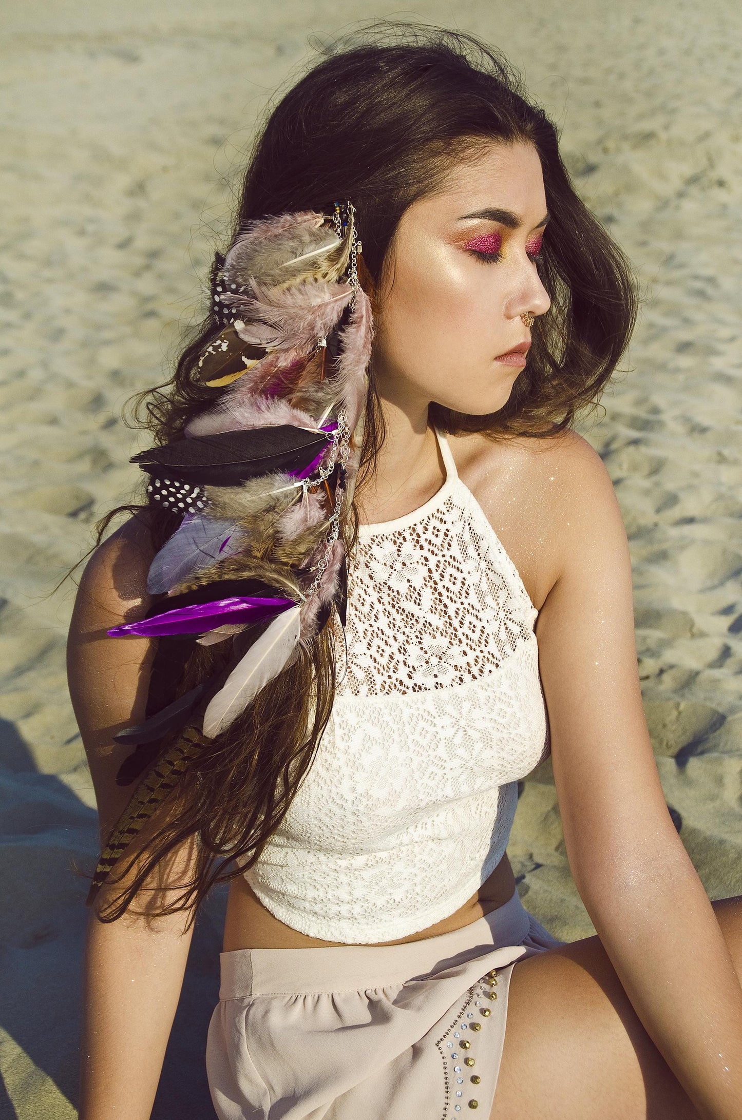 Lavender Feather Hair Clip, Boho Festival Hair Accessory, Natural Feather Headpiece, Purple Costume Clip, Carnival and Halloween Hairpiece