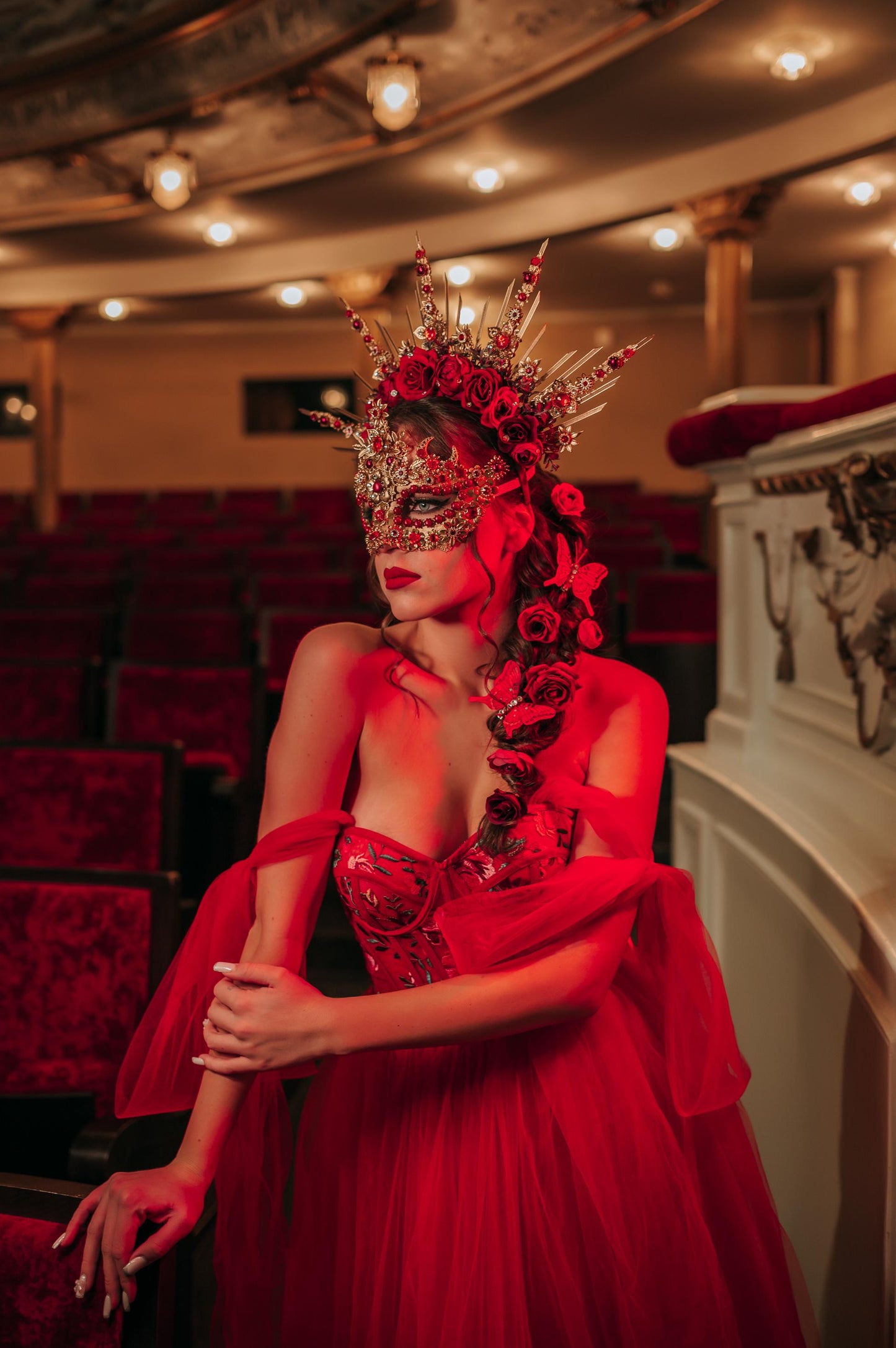 Red Gold Masquerade Mask, Luxury Floral Mask with Crystals, Elegant Carnival Accessory for Balls, Festivals, Weddings & Costume Events