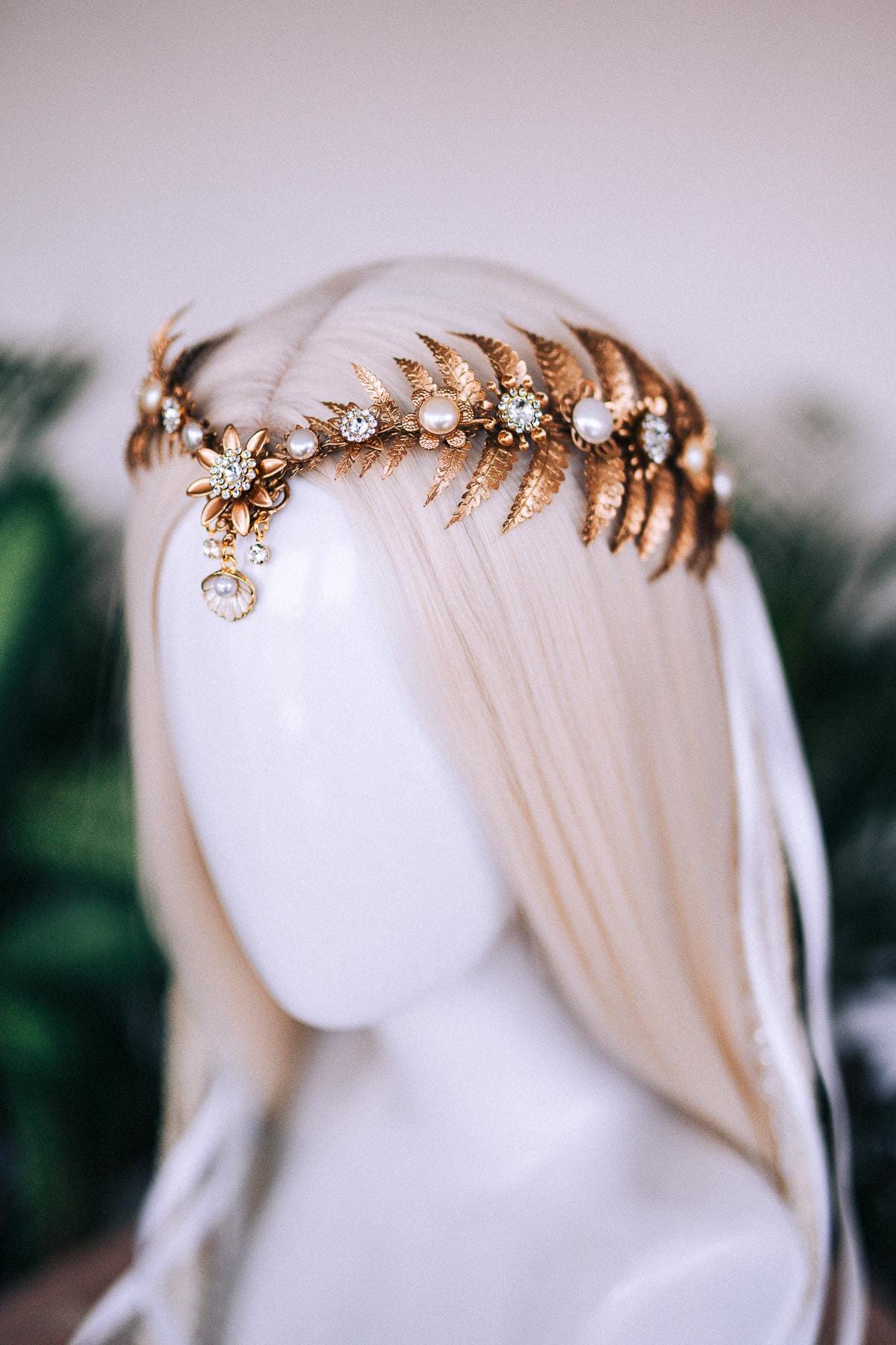 Gold tiara with fern leaves, Gold flower crown, Elf Crown, Fairy Crown, Flower Crown, Wedding Tiara, Bridal headpiece, Flower hair wreath