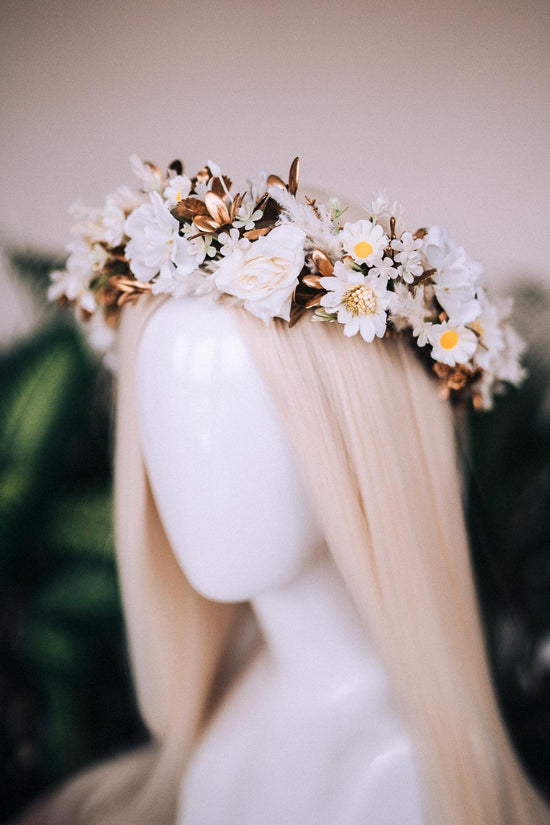 White flower crown, Gold flower crown, Flower hair wreath, Wedding crown, Bridal crown, Flower crown, Flower headband, Boho style