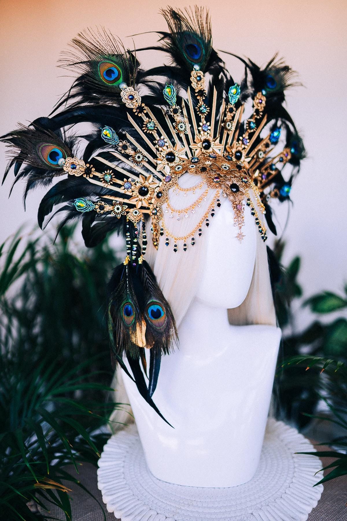 Peacock Halo Crown, Black Feather Festival Headpiece, Gold Showgirl Tiara, Carnival Costume Crown, Boho Statement Headpiece