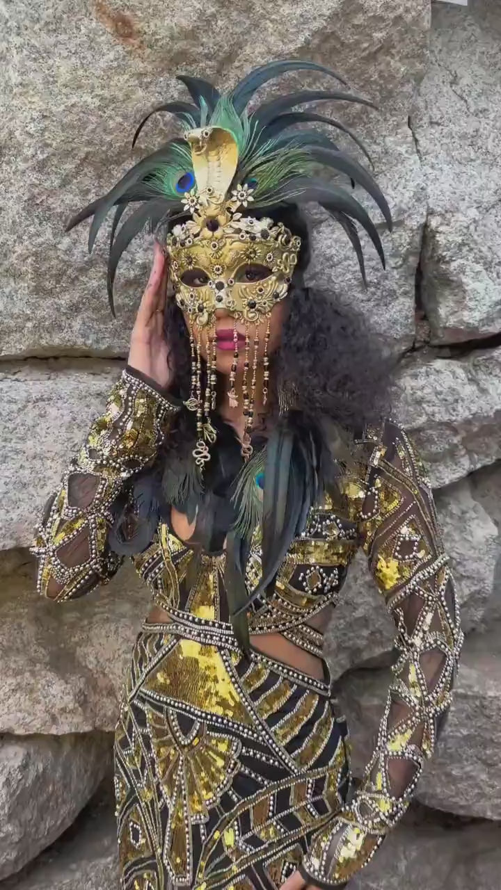 Load and play video in Gallery viewer, Cleopatra Feather Mask, Golden Cobra Masquerade, Peacock Feather Mask, Mardi Gras Carnival Mask, Cleopatra Costume Accessory, Festival Mask
