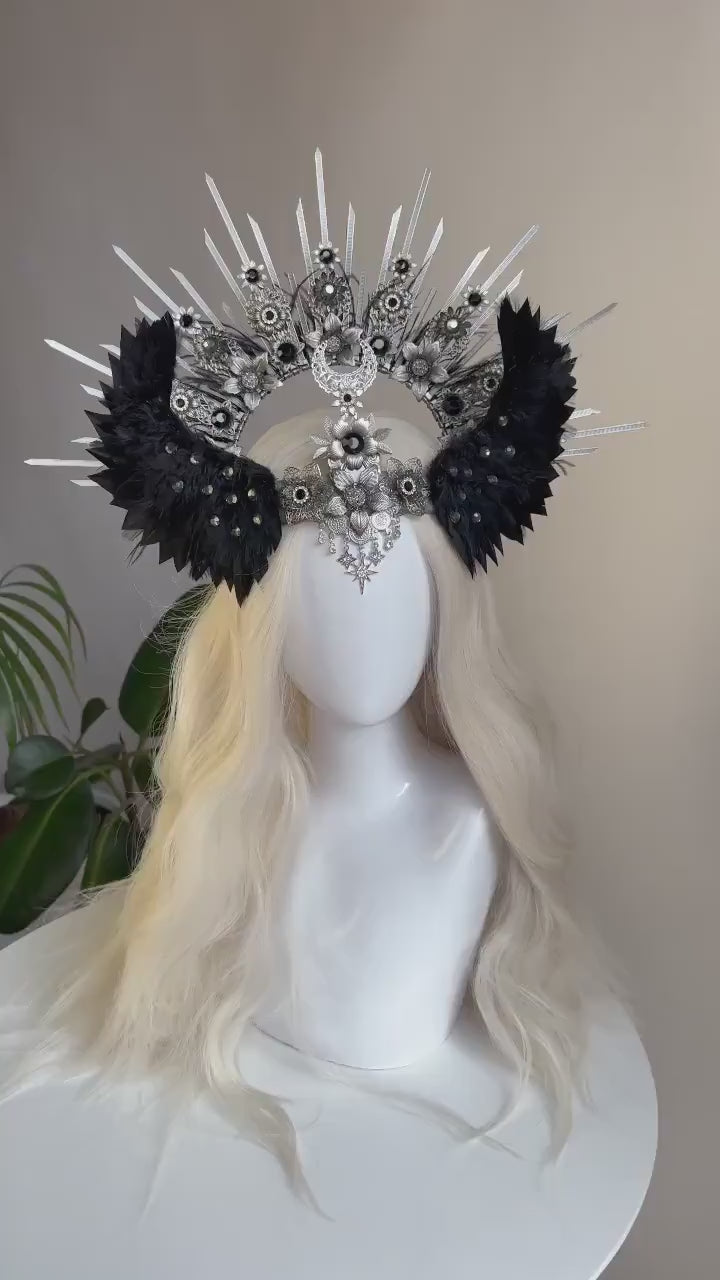 Load and play video in Gallery viewer, Angel Crown Silver Halo Crown Black Headband Halloween Headlights Wedding Crown Burlesque Maternity Photo Props Angel Wings Burning Man
