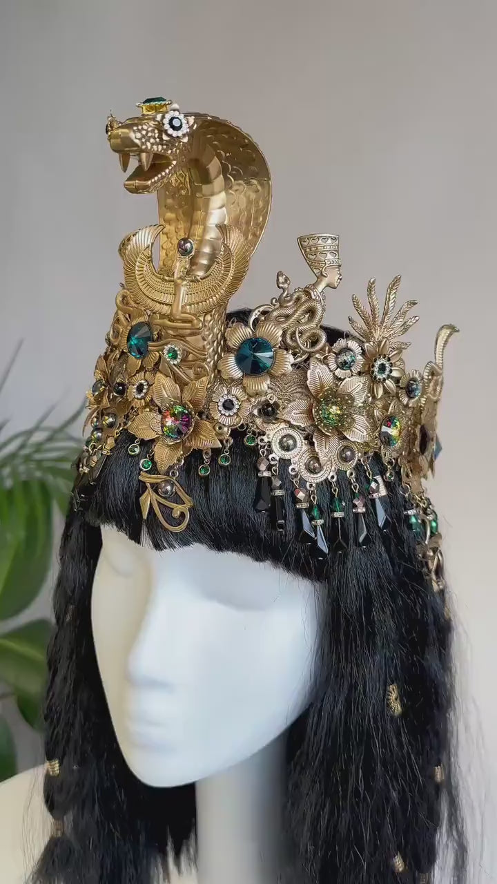 Load and play video in Gallery viewer, Cleopatra Crown, Egyptian Crown, Festival Accessories, Carnival Crown, Mardi Gras Headpiece, Queen Cleopatra Costume,Handmade Egyptian Crown
