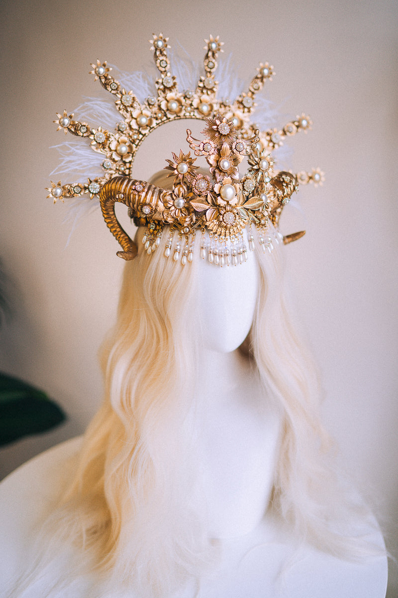 Aries Crown Halloween Costume Gold – CARBICKOVA CROWNS